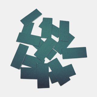 PANTONE ® COTTON SWATCH CARD
tagliata in 24 CHIPS autoadesivi
ognuno di 4,5 cm x 1,5 cm...